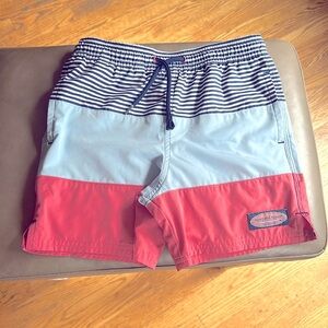 Vineyard vines boys bathing suit sized 7